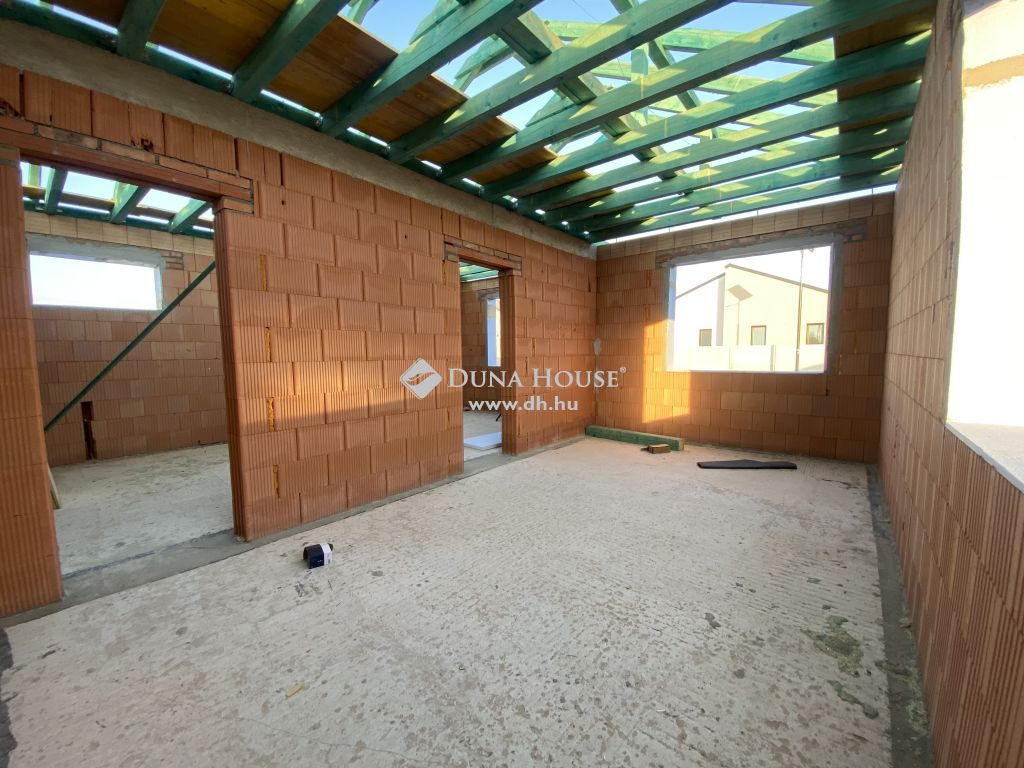 For sale House 2117 Isaszeg, 
