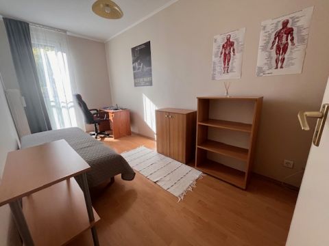 Kiadó Lakás 7633 Pécs 