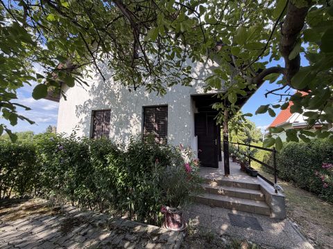 Eladó Ház 9400 Sopron , Tercia Hubertus Étterem közelében
