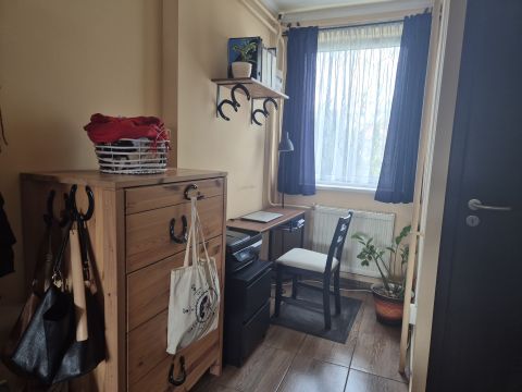 Eladó Lakás 8060 Mór Tárlat Étterem