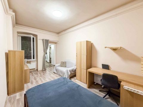 Kiadó Lakás 1143 Budapest 14. kerület , Állatbarát, felújított lakás közel a Városligethez