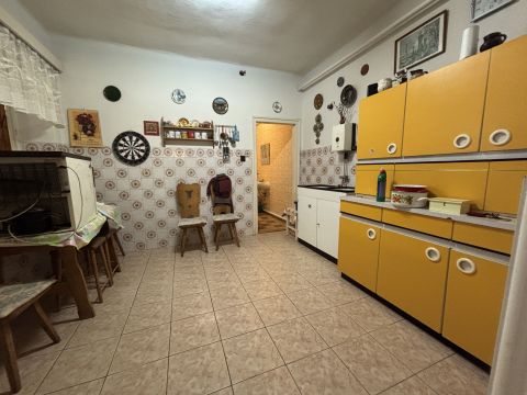 Eladó Ház 9600 Sárvár 