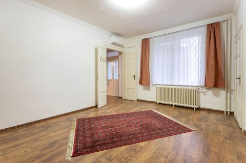 Kiadó Lakás 1062 Budapest 6. kerület , ELEGÁNS 2 SZOBÁS LAKÁS KIADÓ AZ ANDRÁSSYTÓL 5 PERCRE!!