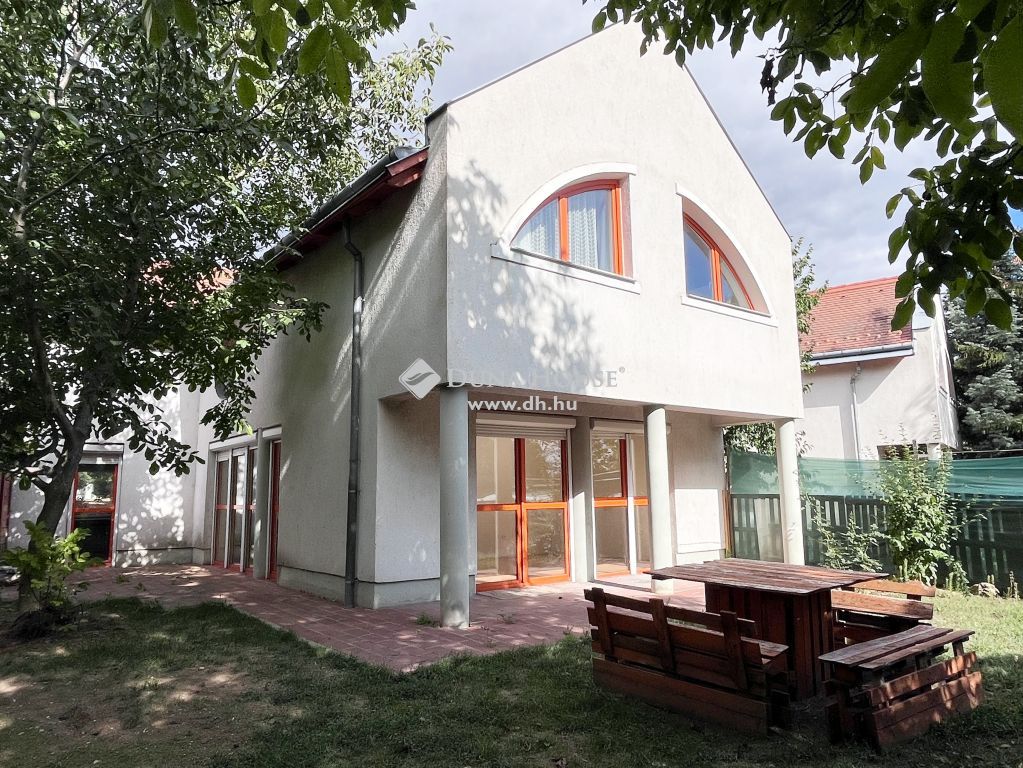 9730 Kőszeg , Kőszegen nappali+ hatszobás sorházi lakás, saját kerttel — 1/33