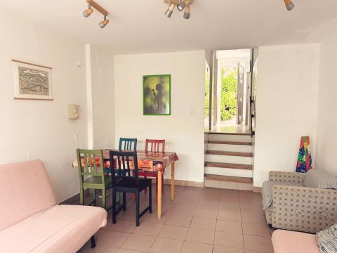 Eladó Lakás 8230 Balatonfüred , vízparthoz közel