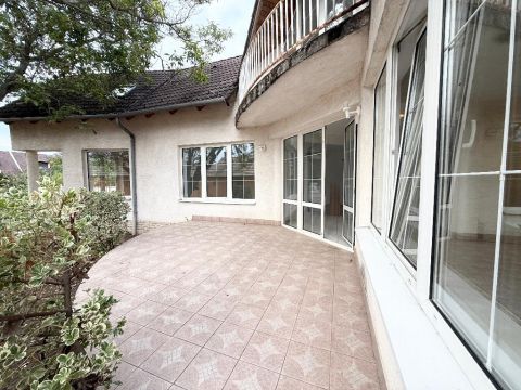 Eladó Ház 8000 Székesfehérvár 8000 Székesfehérvár, Öreghegy legjobb részén