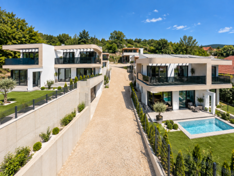 Eladó Ház 1037 Budapest 3. kerület , Bécsi út