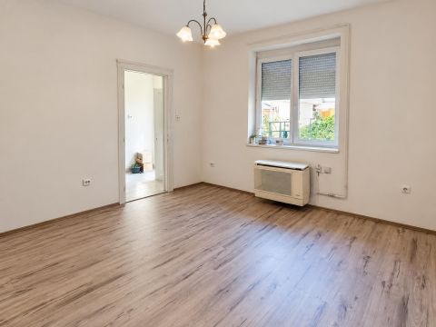Eladó Lakás 1203 Budapest 20. kerület 