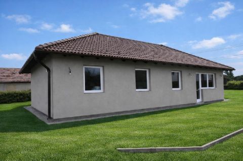 Eladó Ház 2432 Szabadegyháza , 2432 Szabadegyháza, Központ