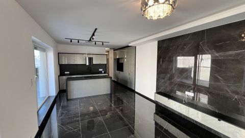 Eladó Lakás 1134 Budapest 13. kerület Angyalföldi út
