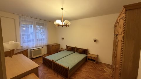 Eladó Lakás 6000 Kecskemét Belváros közelében földszinti lakás