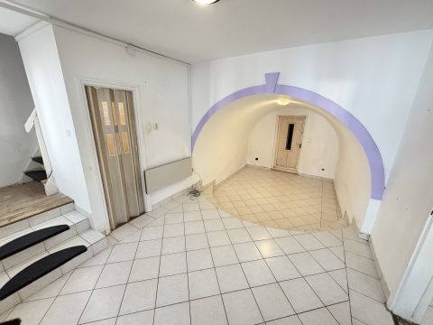 Eladó Ház 2500 Esztergom 
