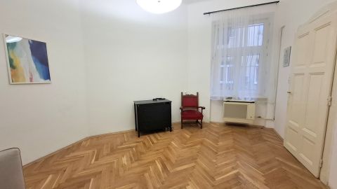 Eladó Lakás 1089 Budapest 8. kerület 