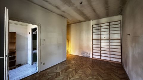 Eladó Lakás 1053 Budapest 5. kerület 