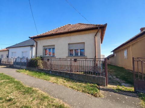 Eladó Ház 8712 Balatonújlak 