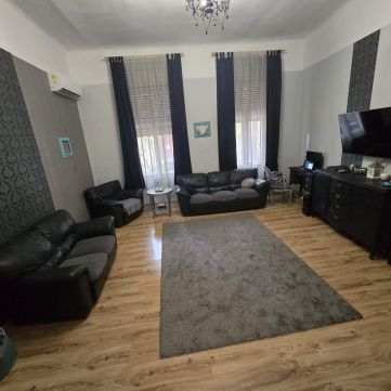 Eladó Lakás 6000 Kecskemét KÜLÖNLEGES LAKÁST KERES A BELVÁROSBAN? 