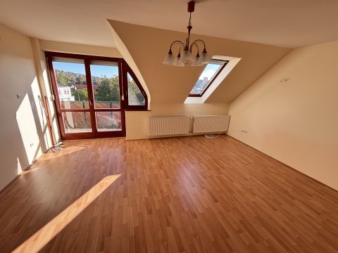 Eladó Lakás 7634 Pécs 